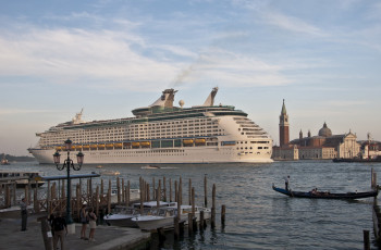 Картинка корабли лайнеры венеция