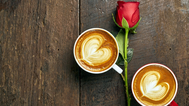 Обои картинки фото еда, кофе,  кофейные зёрна, роза, рисунок