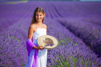 Картинка разное дети девочка шляпа лаванда поле