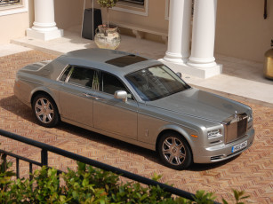 Картинка автомобили rolls royce phantom