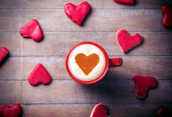 Картинка еда кофе +кофейные+зёрна сердечки печенье капучино
