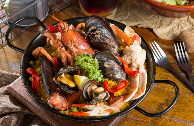 Обои картинки фото еда, рыбные блюда,  с морепродуктами, морепродукты, каша, омар, моллюски