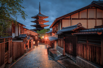 обоя kyoto at night, города, киото , Япония, улица, ночь, огни