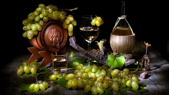 Обои картинки фото еда, виноград, вино, бочонок