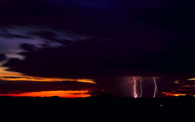 Обои картинки фото stormy, sunset, природа, молния, гроза