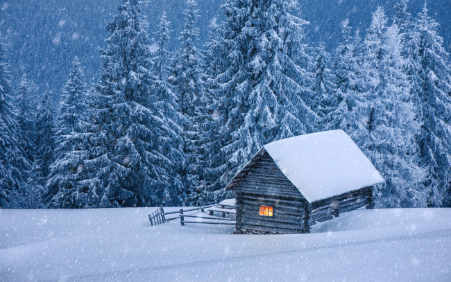 Обои картинки фото природа, зима, хижина, домик, елки, снег, landscape, snow, winter