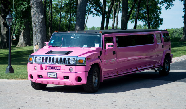 Обои картинки фото pink hummer h2 limousine 2012, автомобили, hummer, 2012, limousine, h2, pink