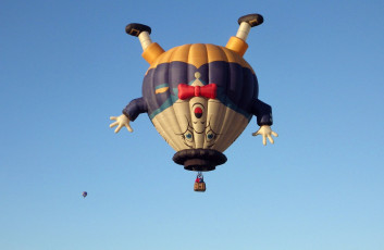 Картинка авиация воздушные+шары+дирижабли шары воздушные полет небо простор
