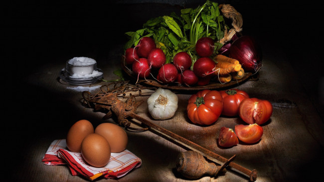 Обои картинки фото еда, овощи, лук, помидоры, редис, морковь, яйца