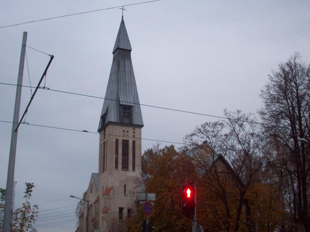 Обои картинки фото лютеранская, церковь, св, креста, рига, города, латвия