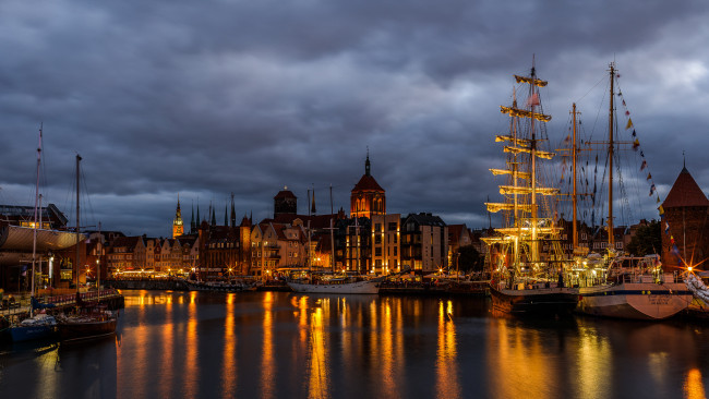 Обои картинки фото gdansk, корабли, порты ,  причалы, набережная