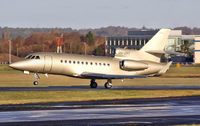 Обои картинки фото falcon 900lx, авиация, пассажирские самолёты, dassault, aviation, франция, бизнес-класс