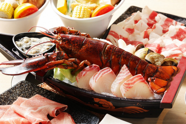 Обои картинки фото еда, рыба,  морепродукты,  суши,  роллы, омар, морепродукты