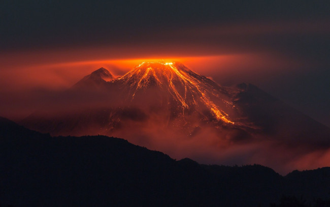 Обои картинки фото природа, стихия, лава, ночь, извержение, вулкан