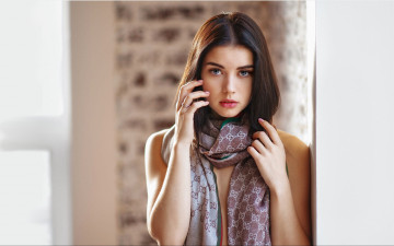 Картинка девушки -unsort+ брюнетки темноволосые tatyana kozelkina портрет шарф взгляд