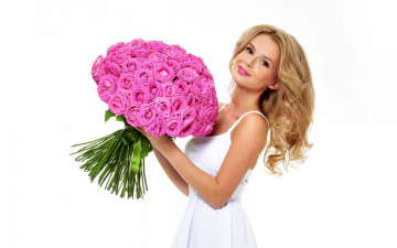 Картинка девушки -+блондинки +светловолосые букет блондинка розовые розы