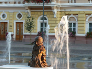 Картинка kossuth square szolnok hungary города памятники скульптуры арт объекты