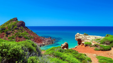 Картинка природа побережье зелень скалы море