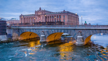 Картинка города стокгольм+ швеция река мост вечер огни