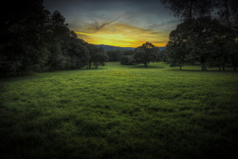 Картинка природа восходы закаты тучи заря холмы лес поле