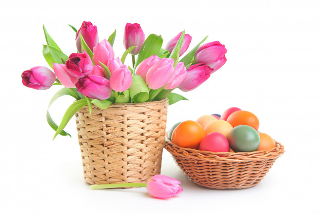 Обои картинки фото праздничные, пасха, тюльпаны, яйца, цветы