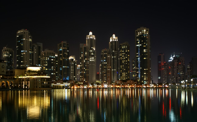 Обои картинки фото dubai,  uae, города, дубаи , оаэ, ночной, город, дубай, persian, gulf, uae, гавань, небоскрёбы, здания