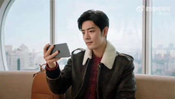 Картинка мужчины xiao+zhan актер свитер куртка телефон