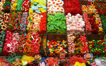 Картинка еда конфеты шоколад сладости драже много разноцветные