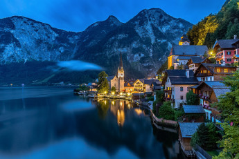 Картинка города -+пейзажи вечер австрия озеро альпы горы зальцкаммергут гальштат огни