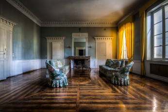 Картинка интерьер гостиная зал кресла