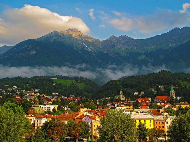 Обои картинки фото инсбрук австрия, города, - панорамы, горы, панорама, дома, инсбрук, австрия