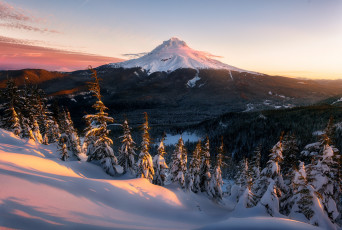 Картинка природа горы вечер утро снег гора небо свет лес зима