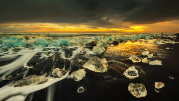Картинка природа айсберги+и+ледники исландия фотограф свет лёд пляж