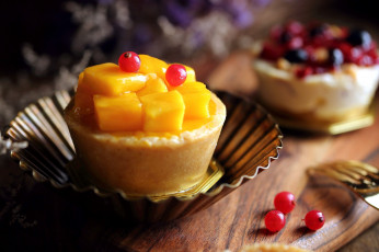Картинка еда пирожные +кексы +печенье десерт лакомство пирожное ягоды