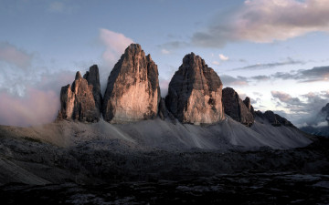 Картинка tre+cime+di+lavaredo+dolomites italy природа горы tre cime di lavaredo dolomites