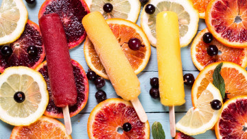 Картинка еда мороженое +десерты лакомство смородина лимон грейпфрут