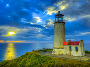 Картинка природа маяки побережье океан маяк свет тучи горизонт