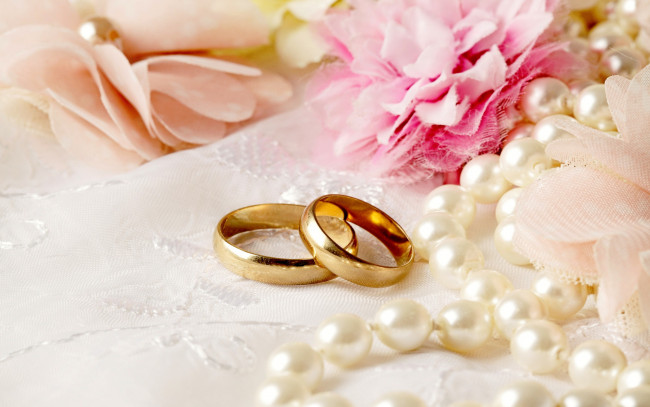 Обои картинки фото разное, украшения,  аксессуары,  веера, кольца, свадьба, background, wedding, цветы, soft, lace, ring, flowers