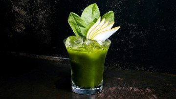 Картинка еда напитки +коктейль зеленый коктейль листья лед