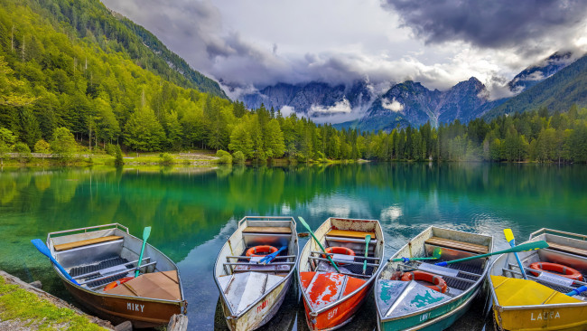 Обои картинки фото lake fusine, italian alps, корабли, лодки,  шлюпки, lake, fusine, italian, alps