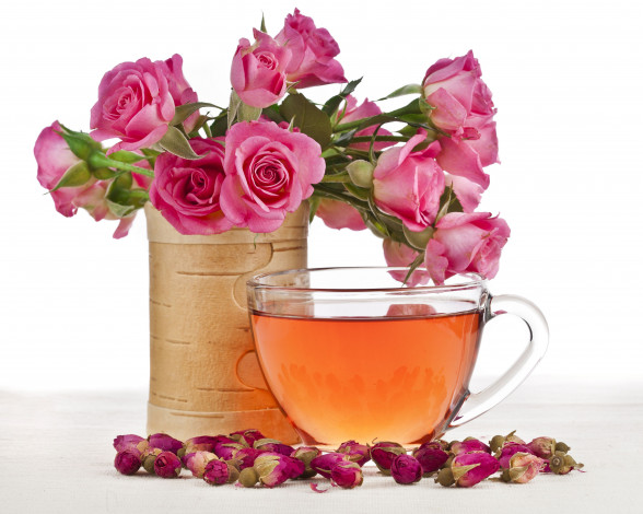 Обои картинки фото еда, напитки, Чай, чашка, бутоны, розы, чай