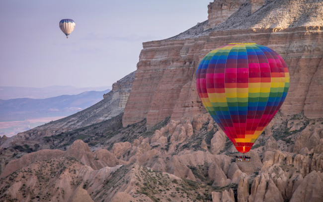 Обои картинки фото авиация, воздушные шары, шары, горы, спорт