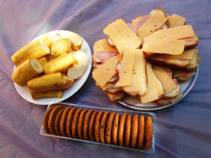 Картинка еда бутерброды +гамбургеры +канапе колбаса хлеб сыр яблоки бананы печенье
