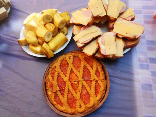 Картинка еда бутерброды +гамбургеры +канапе колбаса хлеб сыр пирог яблоки бананы