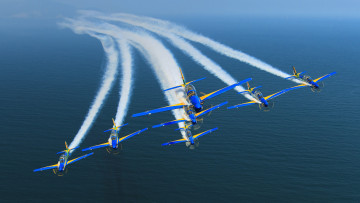 Картинка авиация лёгкие+одномоторные+самолёты группа авиашоу небо самолет