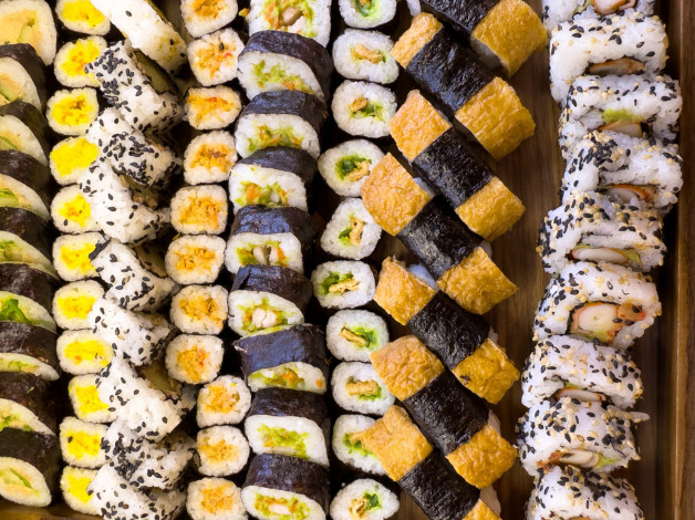 Обои картинки фото еда, рыба,  морепродукты,  суши,  роллы, японская, кухня, суши, роллы, ассорти