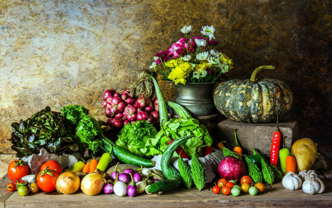 Обои картинки фото еда, овощи, тыква, салат, помидоры, лук