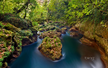 Картинка природа реки озера лес камни мох ручей thyamis river ioannina epirus greece эпир греция река