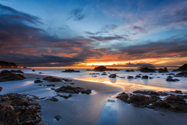 Обои картинки фото природа, побережье, песок, камни, берег, небо, облака, тучи, голубое, закат, океан, вечер, оранжевый, австралия