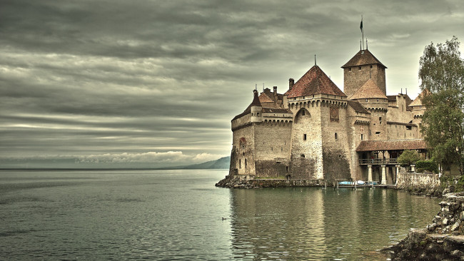 Обои картинки фото города, шильонский замок , швейцария, море, башни